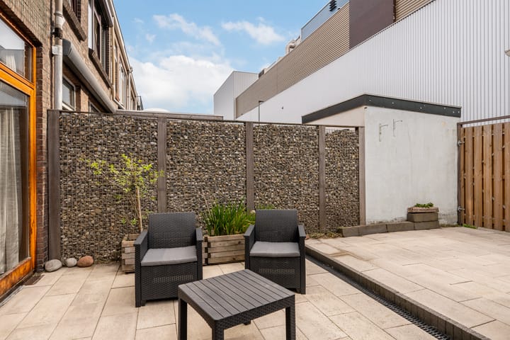 Photo 15 of van Riebeeckstraat 65