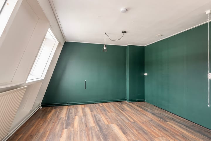 Photo 32 of van Riebeeckstraat 65