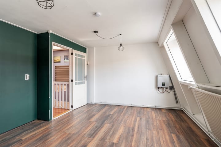 Photo 33 of van Riebeeckstraat 65