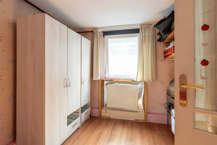 Photo 34 of van Riebeeckstraat 65