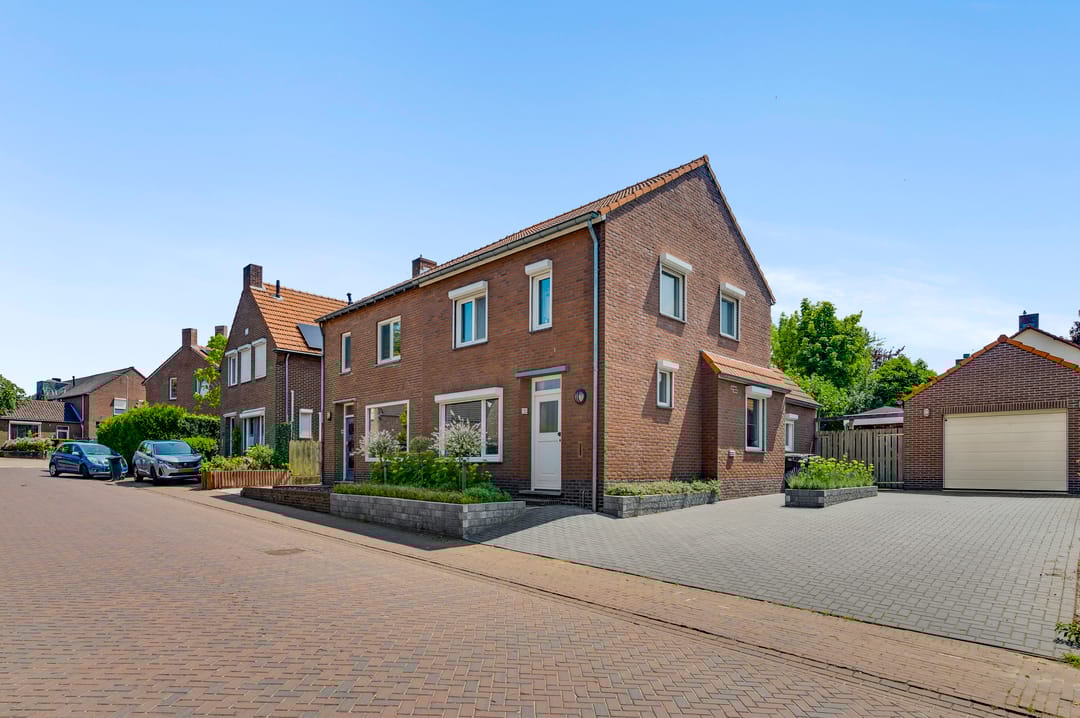 Foto 28 van Marktstraat 3