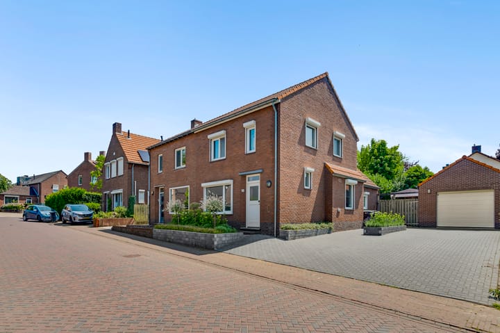 Foto 28 van Marktstraat 3