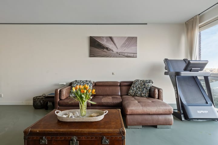 Foto 13 van Veemkade 246