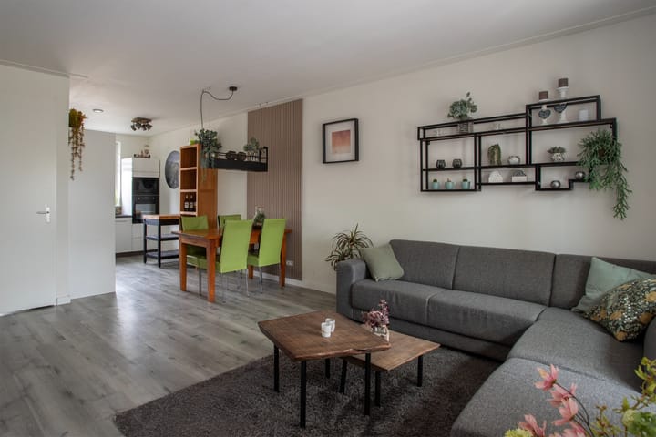 Foto 5 van Burgemeester Houbenplein 4