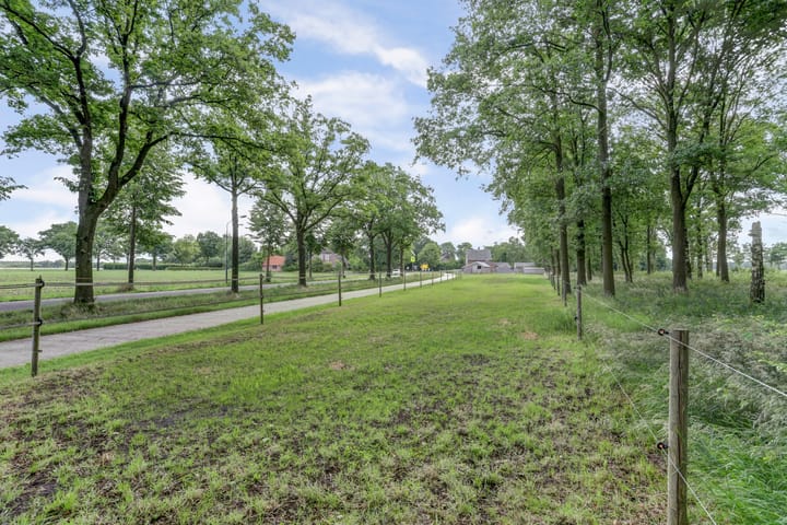 Photo 54 of Broekenseind 2