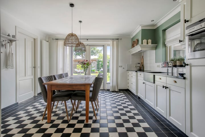 Foto 4 van Monseigneur van Oorschotstraat 21