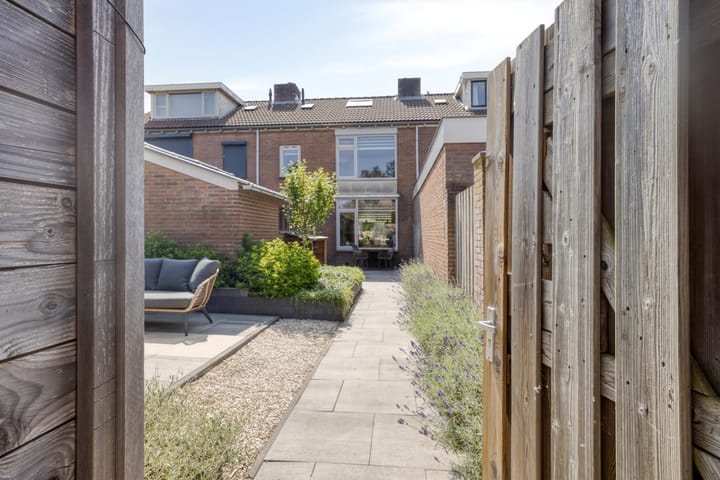 Photo 25 of Christoffel Spieringhstraat 15