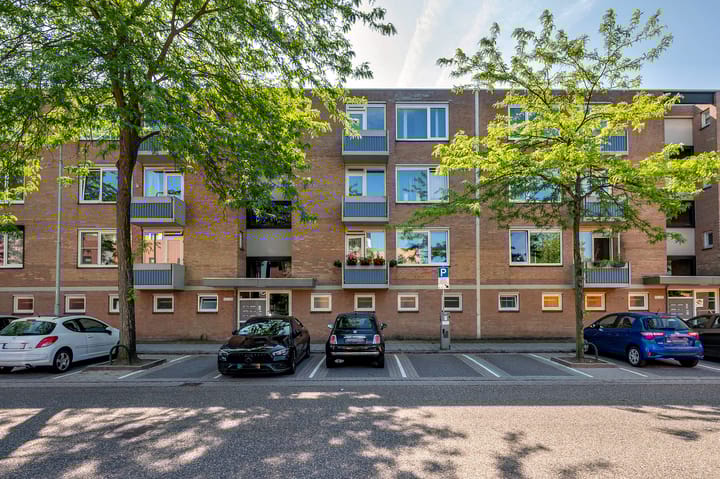 Foto 1 van Albert Cuypstraat 126