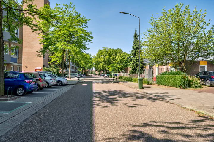 Foto 27 van Albert Cuypstraat 126