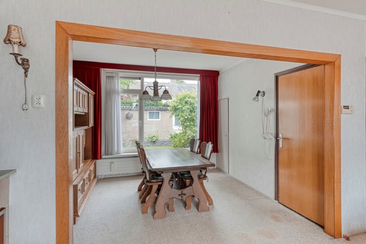 Foto 12 van Rudolf van Baarlestraat 18