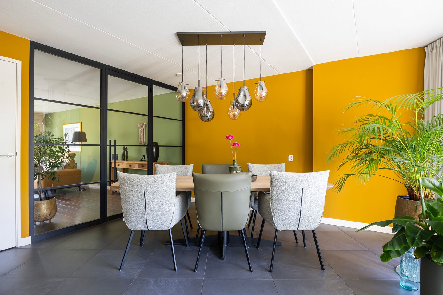 Foto 4 van Idzerdastins 75