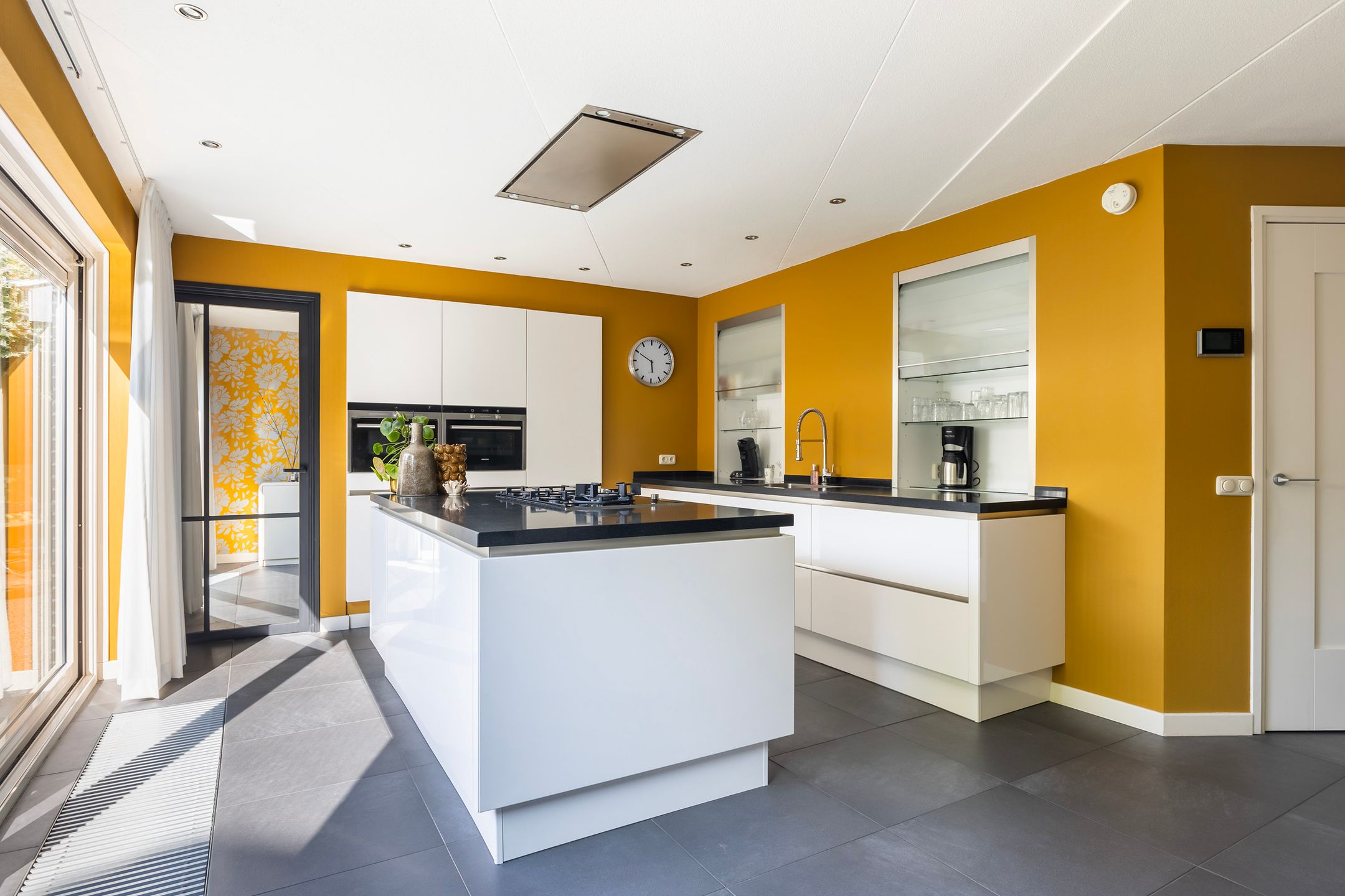 Foto 27 van Idzerdastins 75