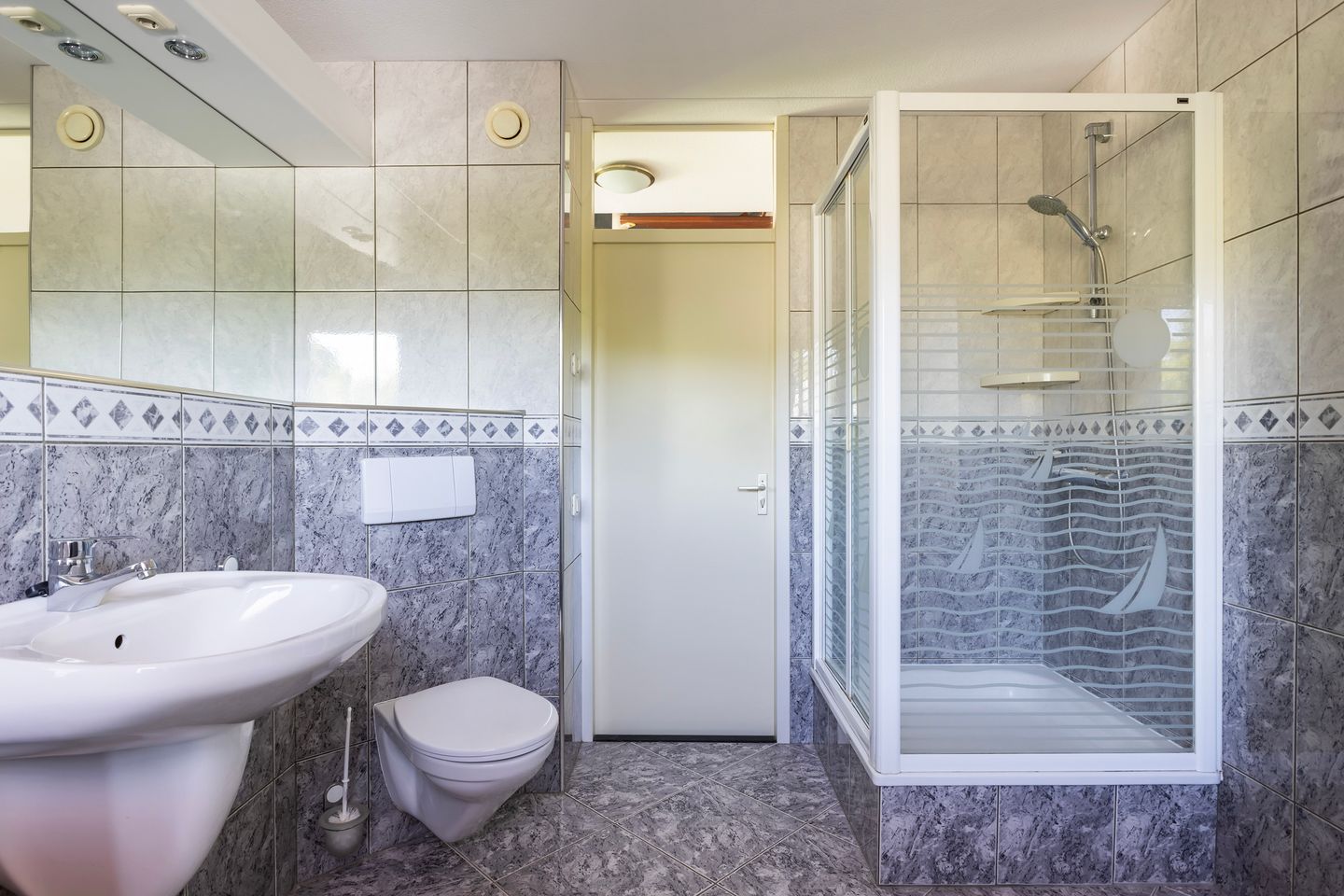 Foto 49 van Idzerdastins 75