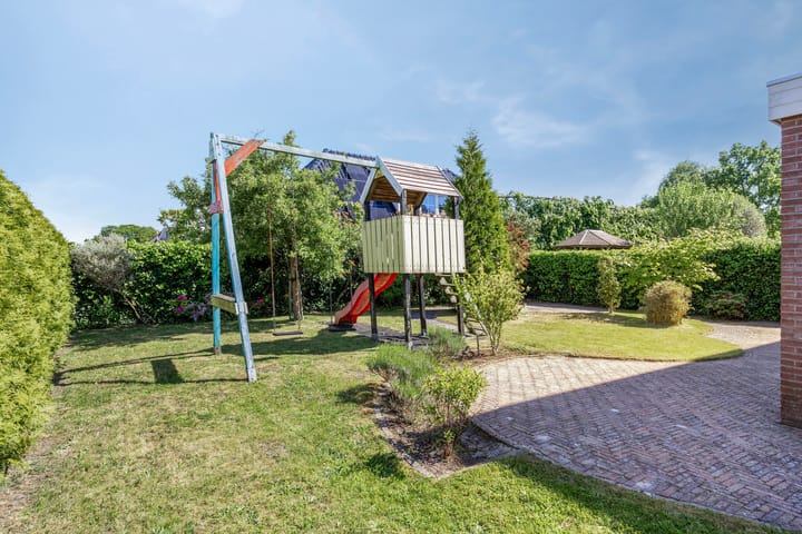 Photo 35 of Meezenbroekstraat 47