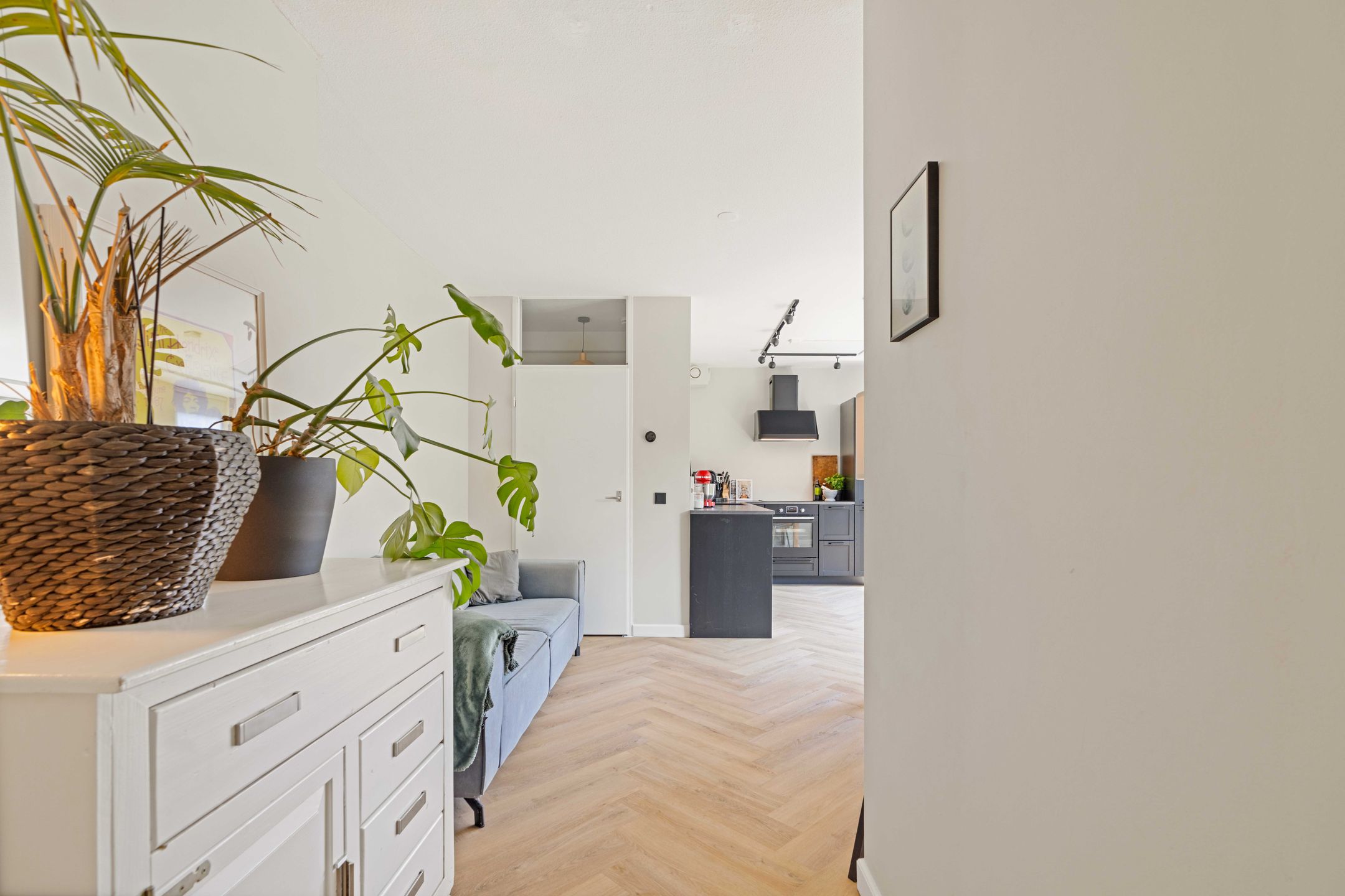 Foto 18 van Minahassastraat 14-C