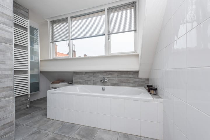 Foto 26 van Rhijnvis Feithstraat 4