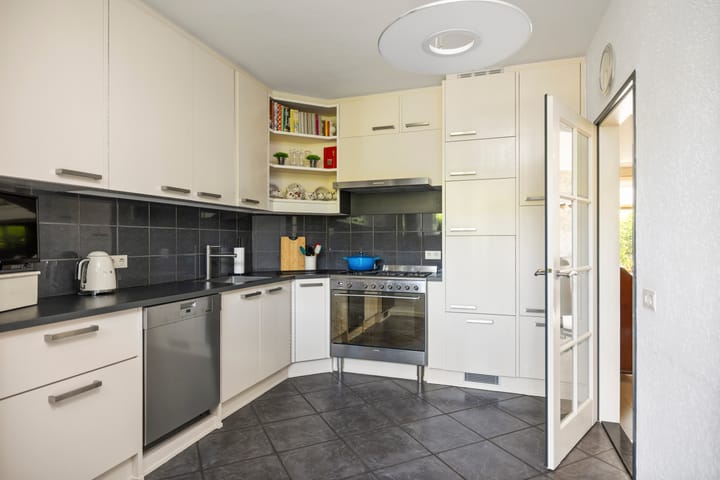 Foto 14 van H.W. Iordensweg 78-A