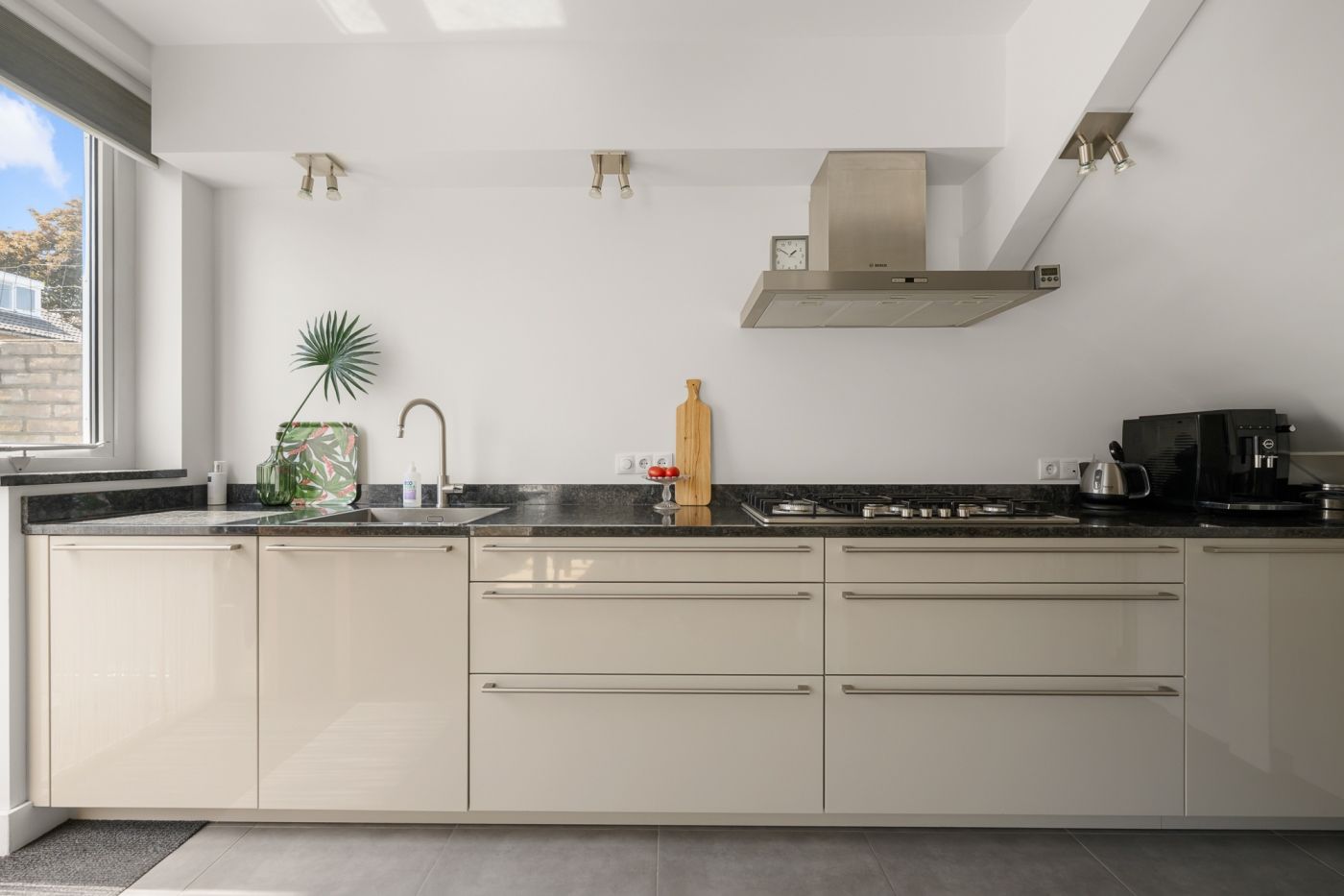 Foto 9 van Neptunusstraat 32