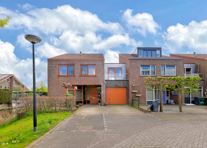 Foto 1 van Marga Klompéland 48