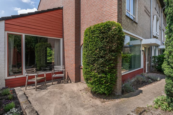 Photo 36 of Willem Alexanderplein 8