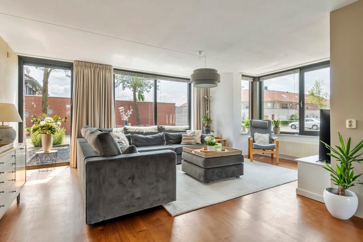 Foto 4 van J. van Zantenstraat 84