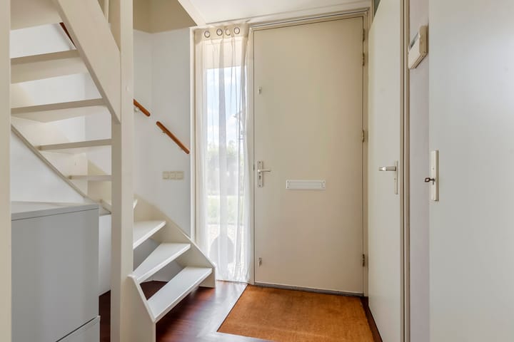 Photo 33 of J. van Zantenstraat 84