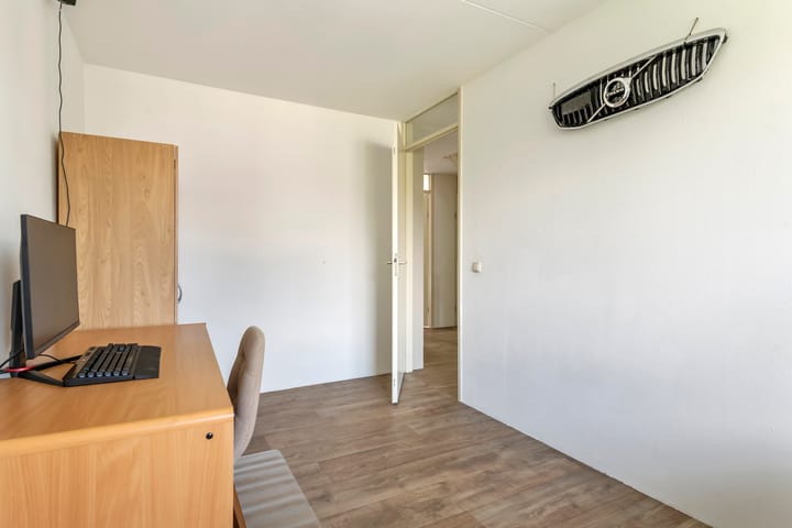 Photo 36 of J. van Zantenstraat 84