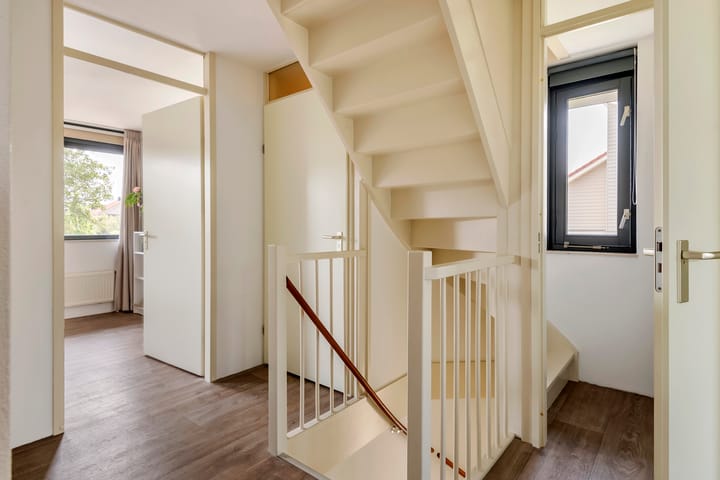 Photo 39 of J. van Zantenstraat 84