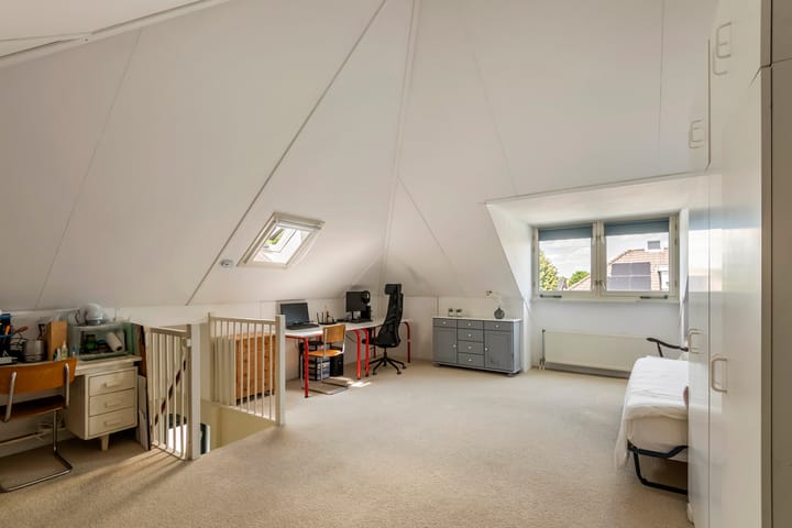 Photo 47 of J. van Zantenstraat 84