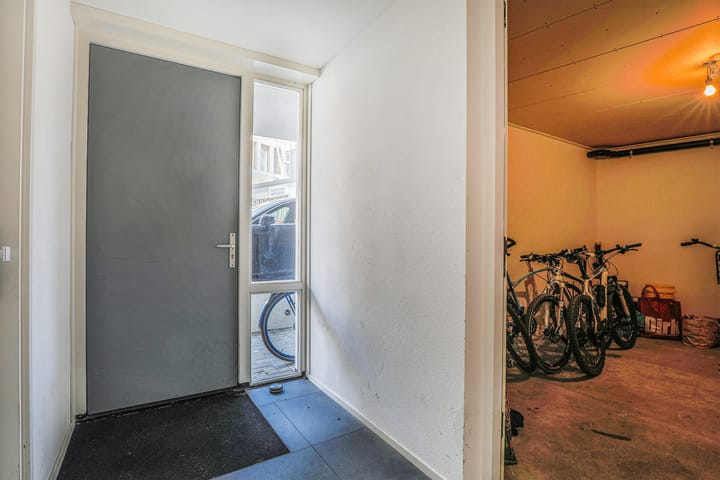 Photo 24 of Lange Beekstraat 2-R