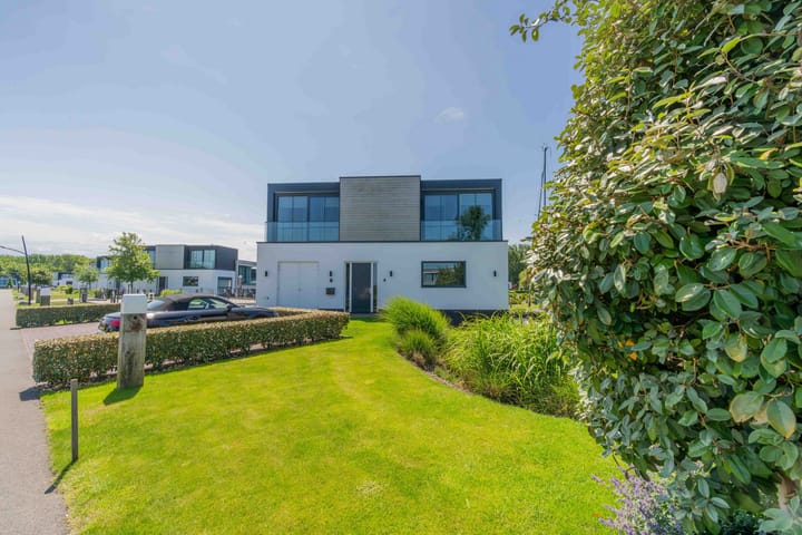 Photo 38 of Wilhelminapolderweg 6