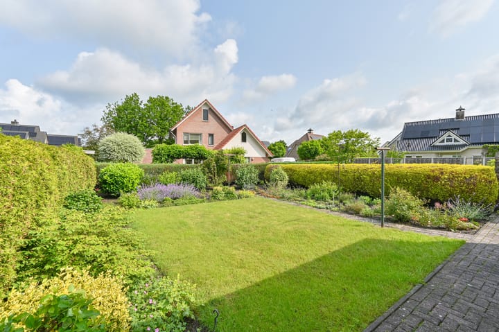 Foto 2 van Taxuslaan 25