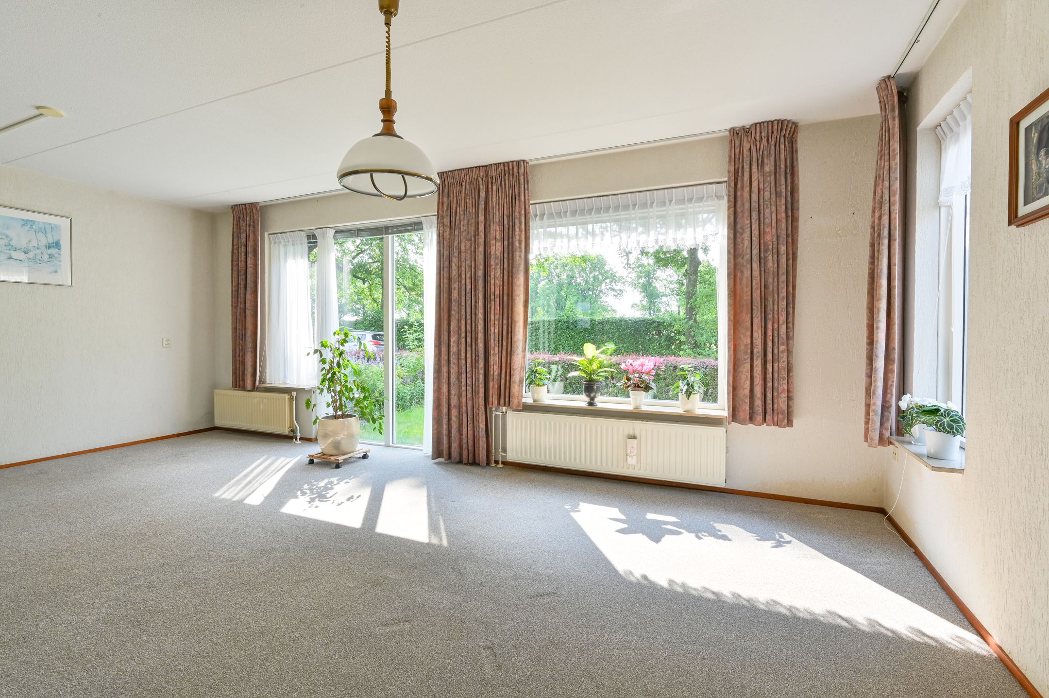 Foto 24 van Taxuslaan 25