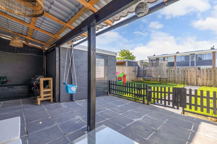 Foto 3 van Koolzaadhof 8