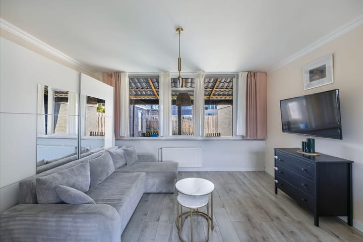 Foto 18 van Koolzaadhof 8