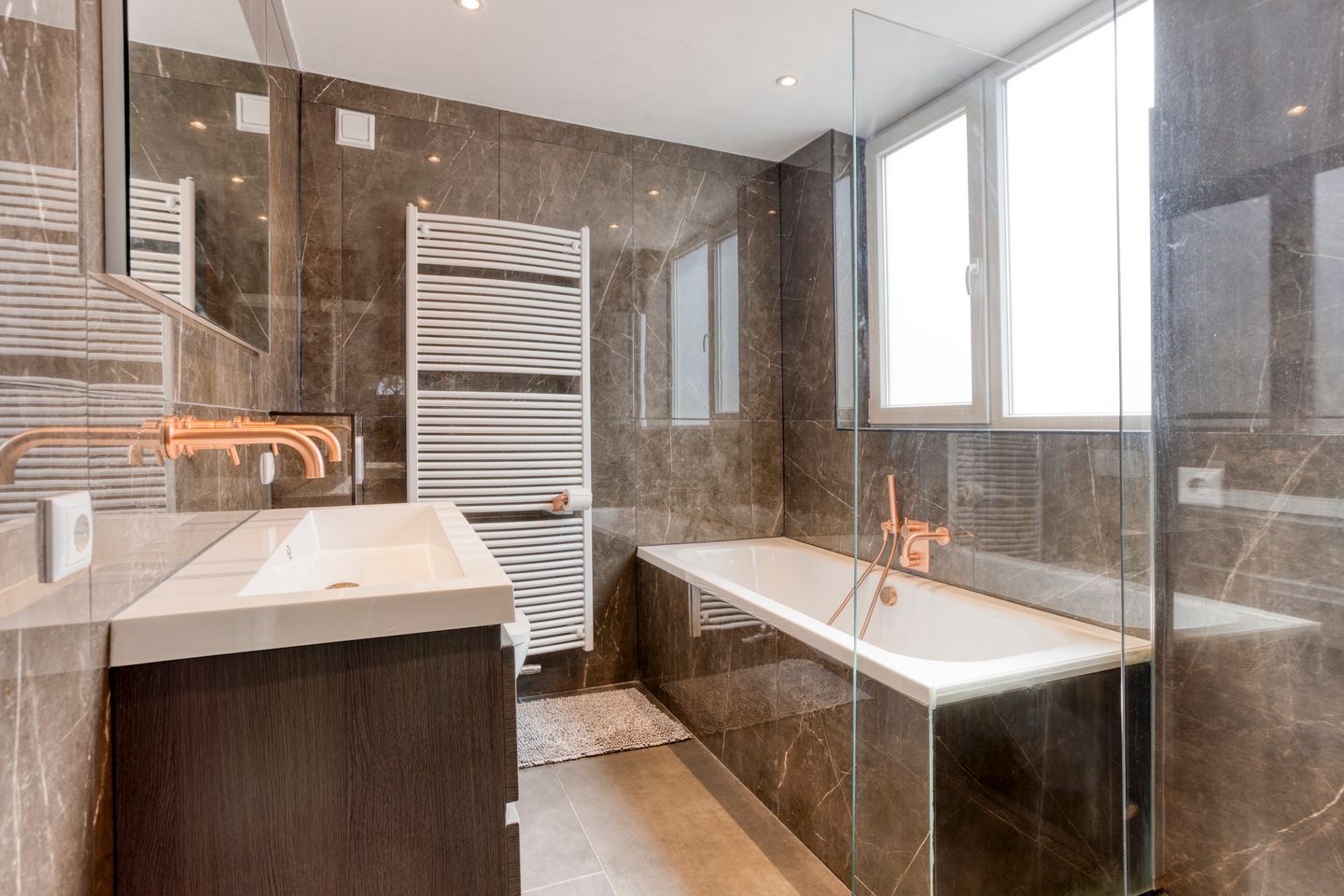 Foto 20 van Broekhuizerweg 20