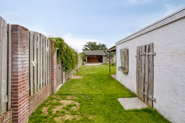 Photo 35 of Broekhuizerweg 20