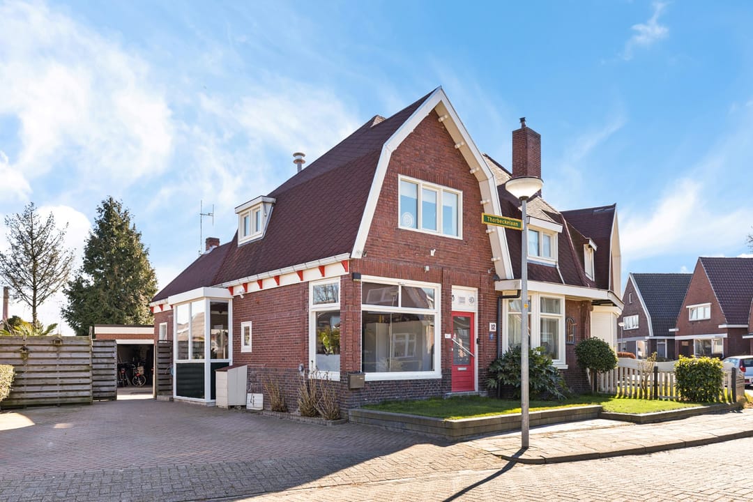 Foto 7 van Burgemeester van Weringstraat 12