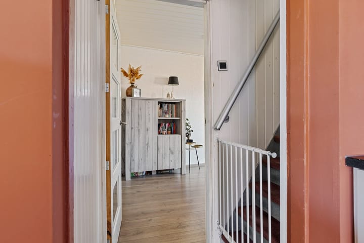 Foto 12 van Burgemeester van Weringstraat 12