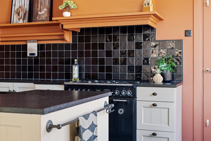 Foto 26 van Burgemeester van Weringstraat 12