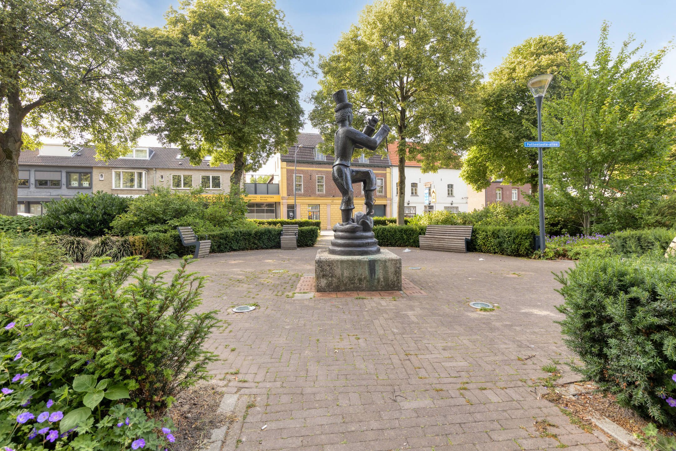 Foto 42 van Raadhuispark 20