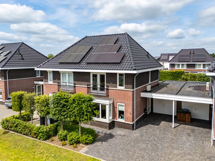 Foto 1 van 't Hummel 8