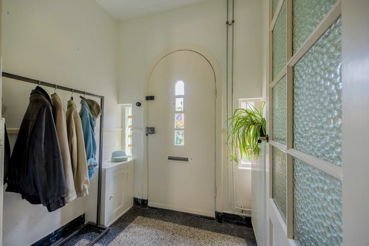 Photo 4 of Kaaplandstraat 60