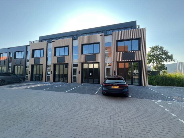 Verrijn Stuartweg 44, Diemen