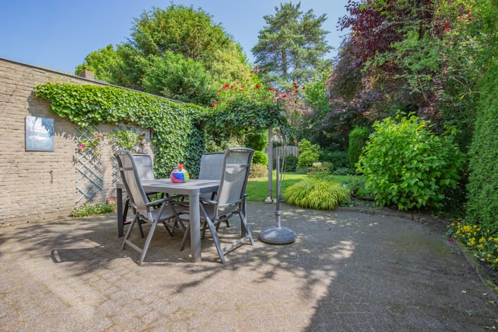 Foto 38 van Beeklaan 1