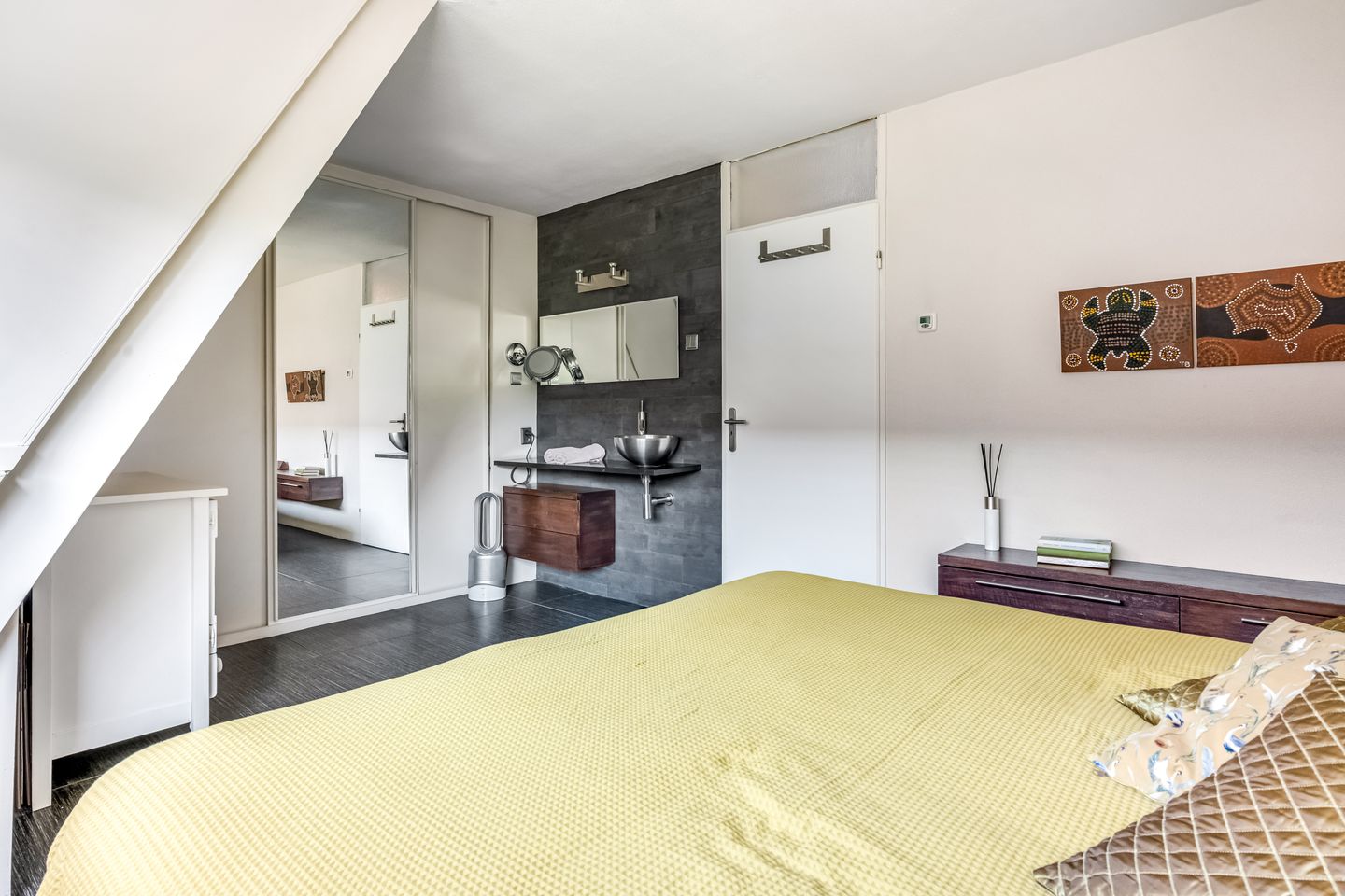 Photo 25 of Galjoen 42