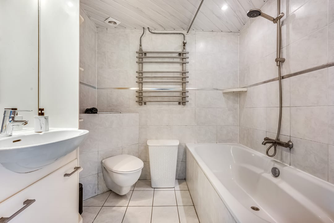 Photo 26 of Galjoen 42