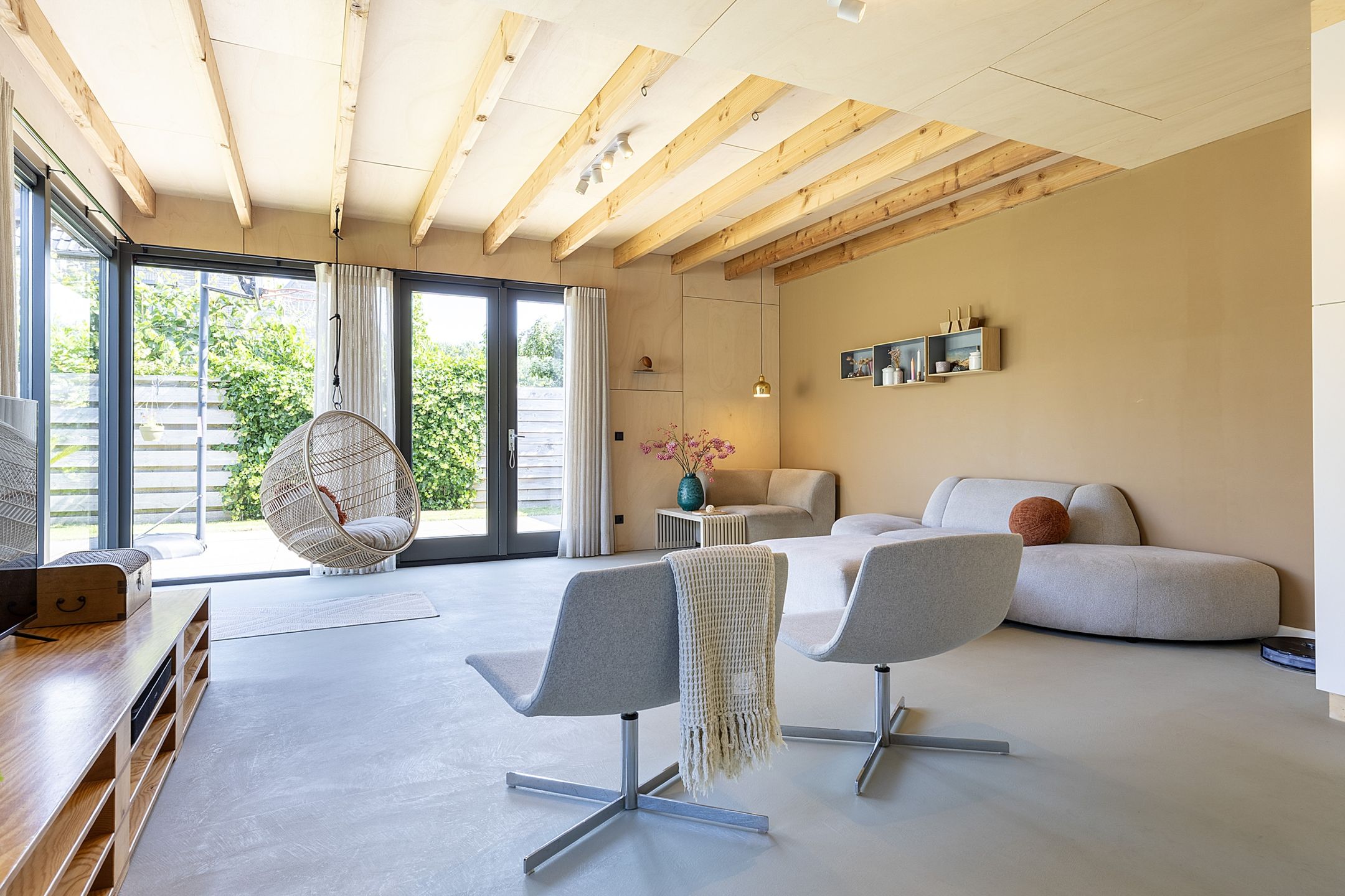 Photo 3 of Kanaalweg 54