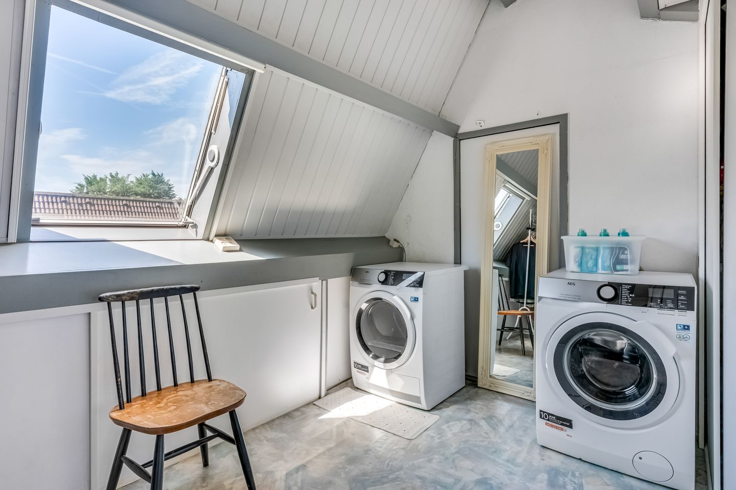 Photo 34 of Galjoen 42