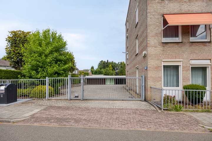 Photo 28 of Heuvelstraat 18